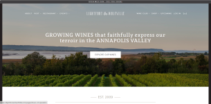 Wijngaard van Lightfoot & Wolfville Vineyards
